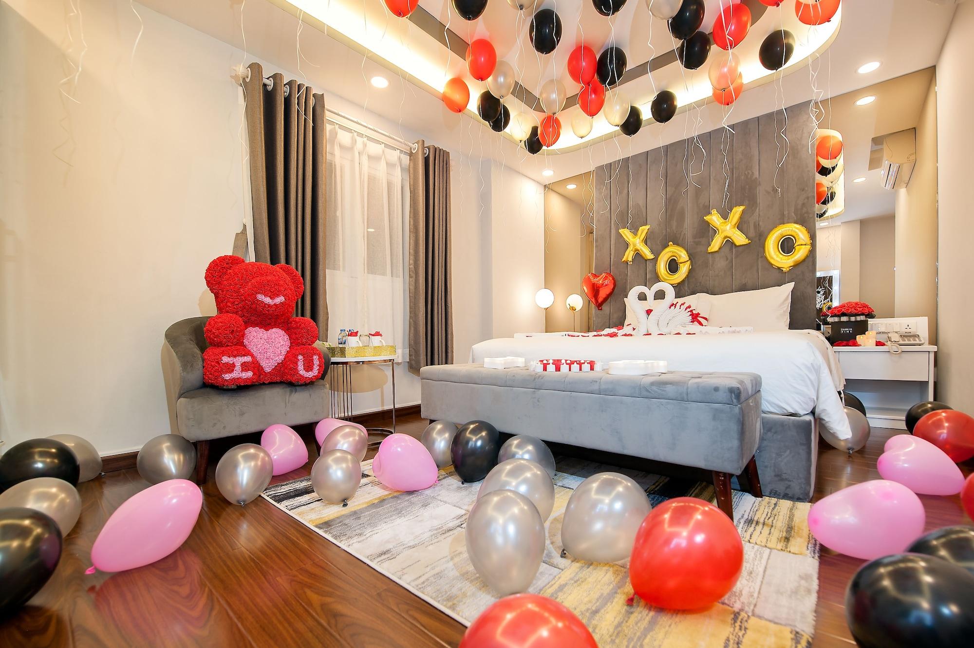 Adora Hotel Хошимин Экстерьер фото
